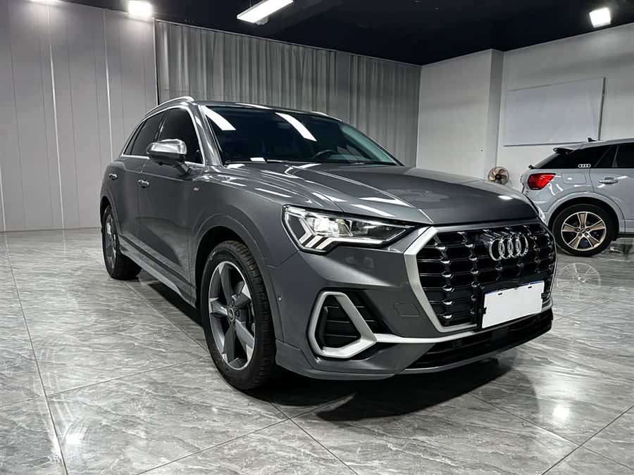 Audi Q3 2022