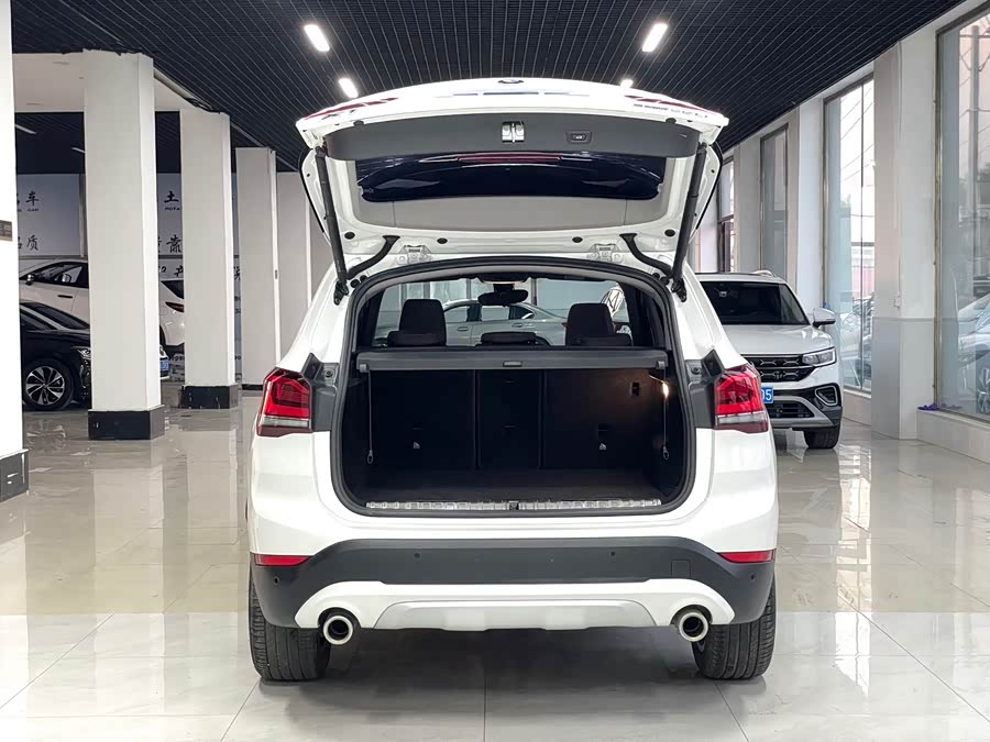 BMW X1 2022 — фото 17