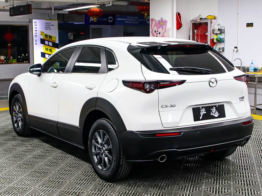Mazda CX-30 2022 — фото 19
