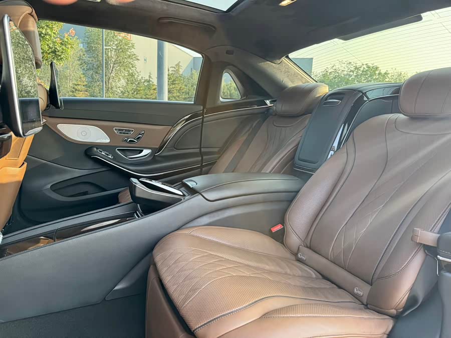 Mercedes-Benz Maybach S-Class 2019 — фото 19