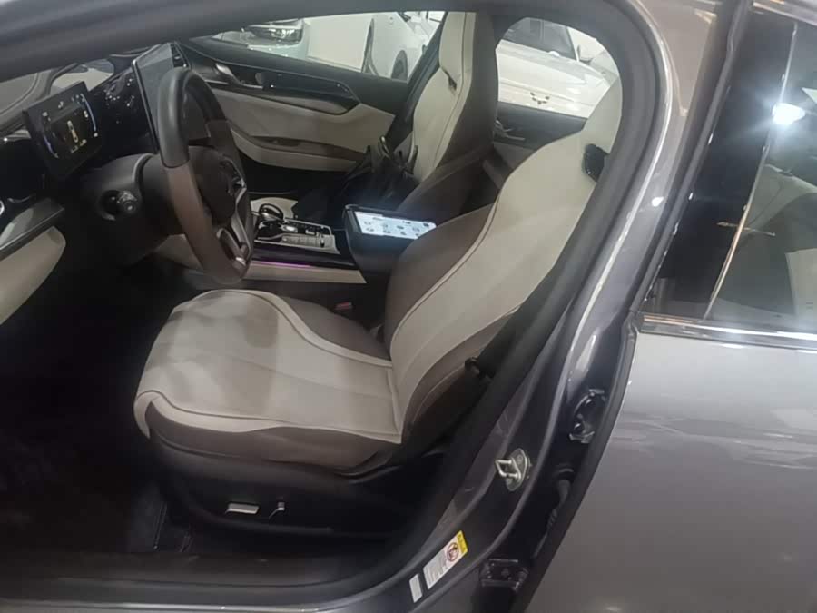 BYD Qin PLUS 2023 — фото 15