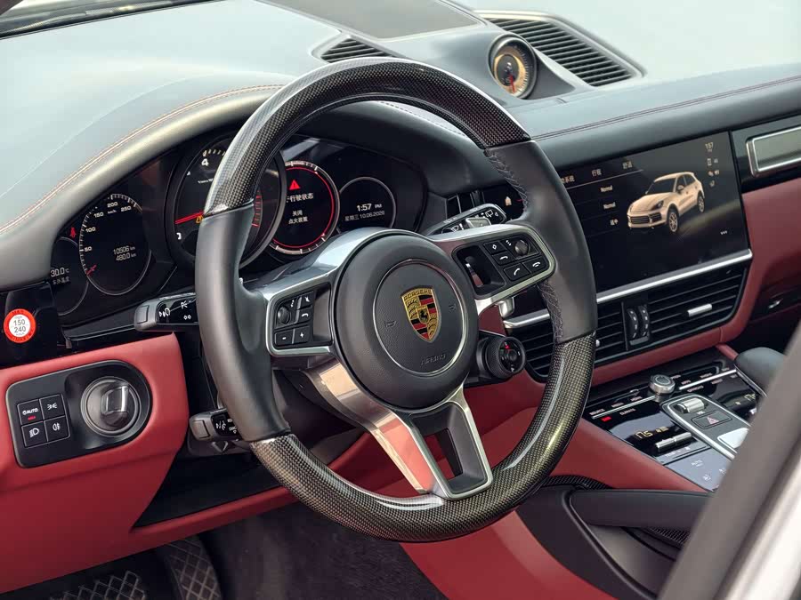 Porsche Cayenne 2019 — фото 8