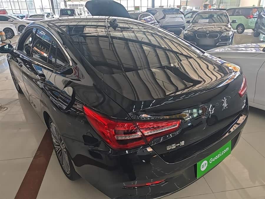 Hongqi H5 2022
