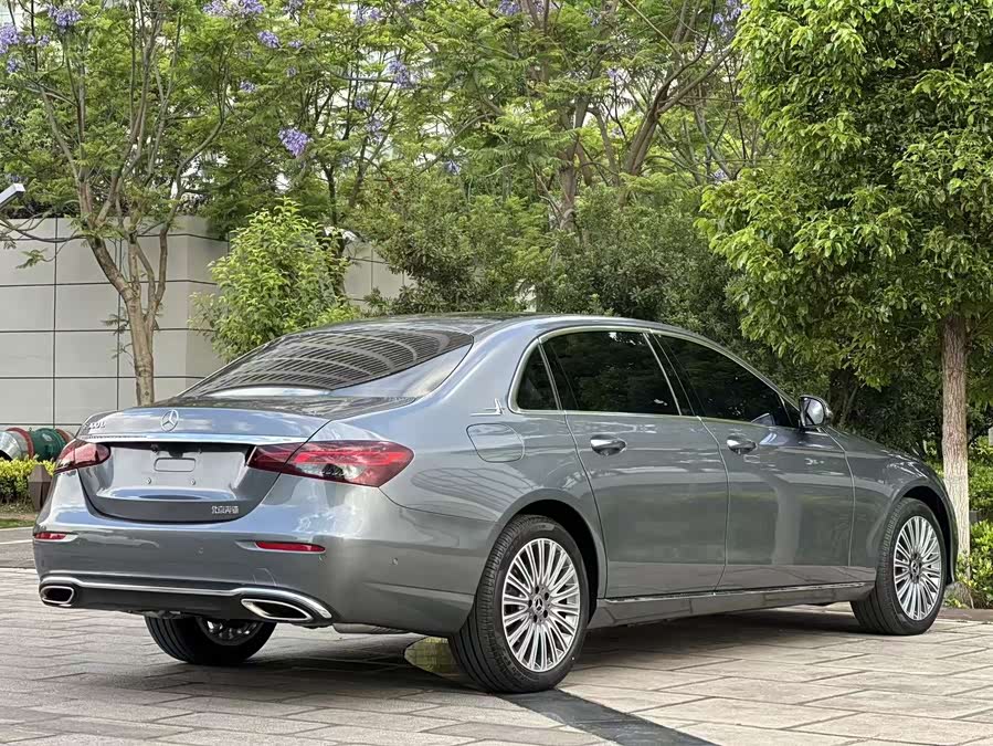 Mercedes-Benz E-Class 2021