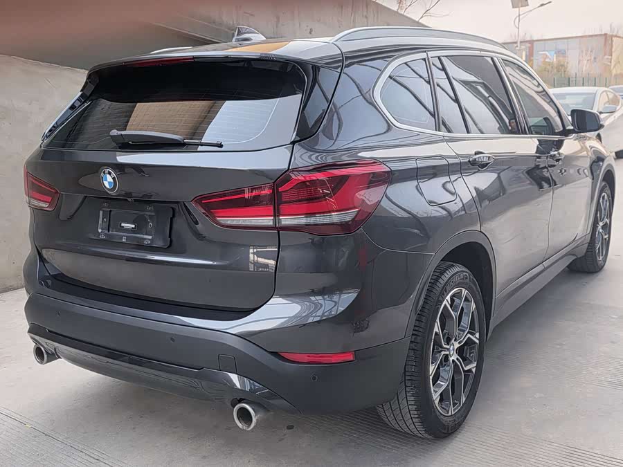 BMW X1 2021 — фото 11