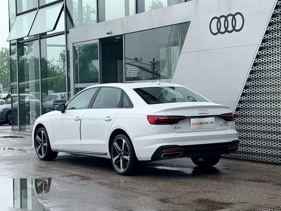 Audi A4L 2025