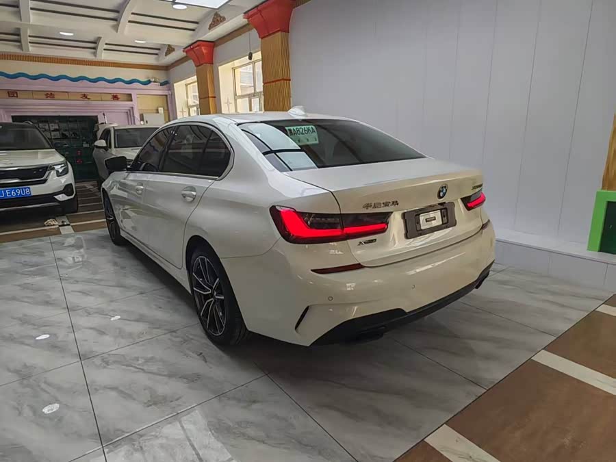 BMW 3 Series 2022