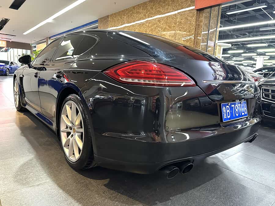 Porsche Panamera 2010