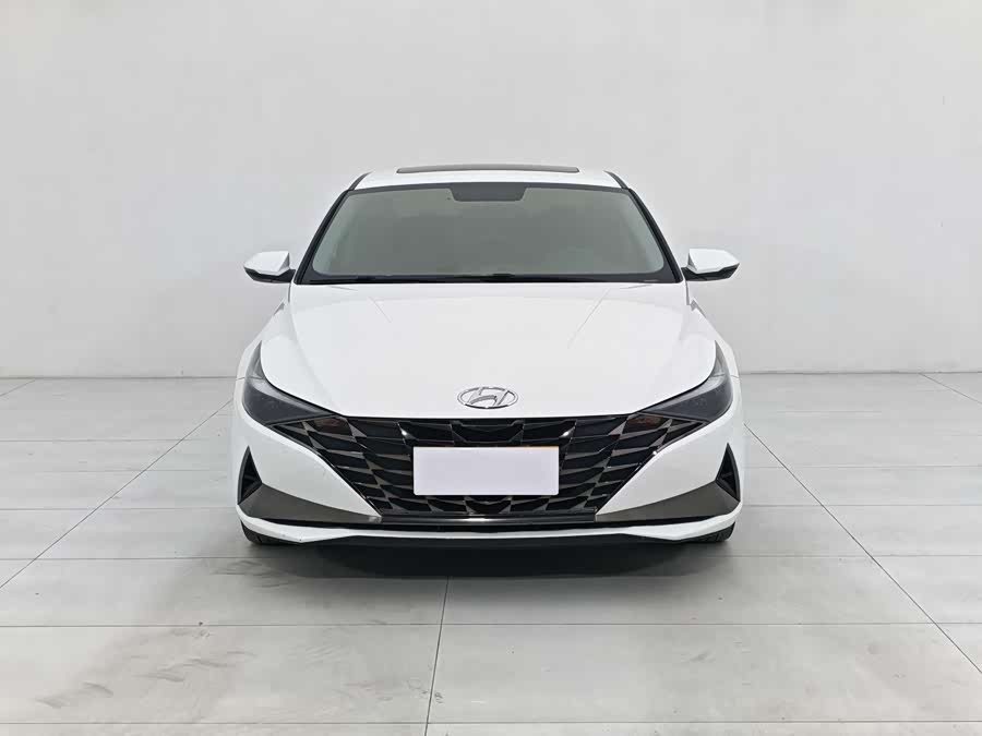 Hyundai Elantra 2021