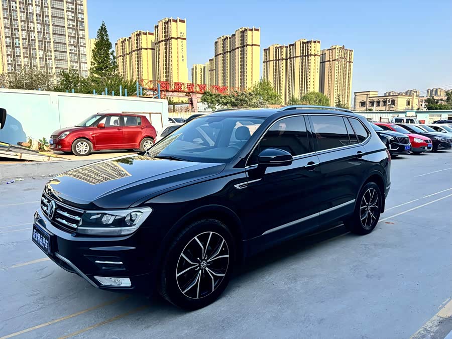 Volkswagen Tiguan L 2019