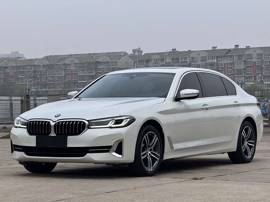 BMW 5 Series 2022