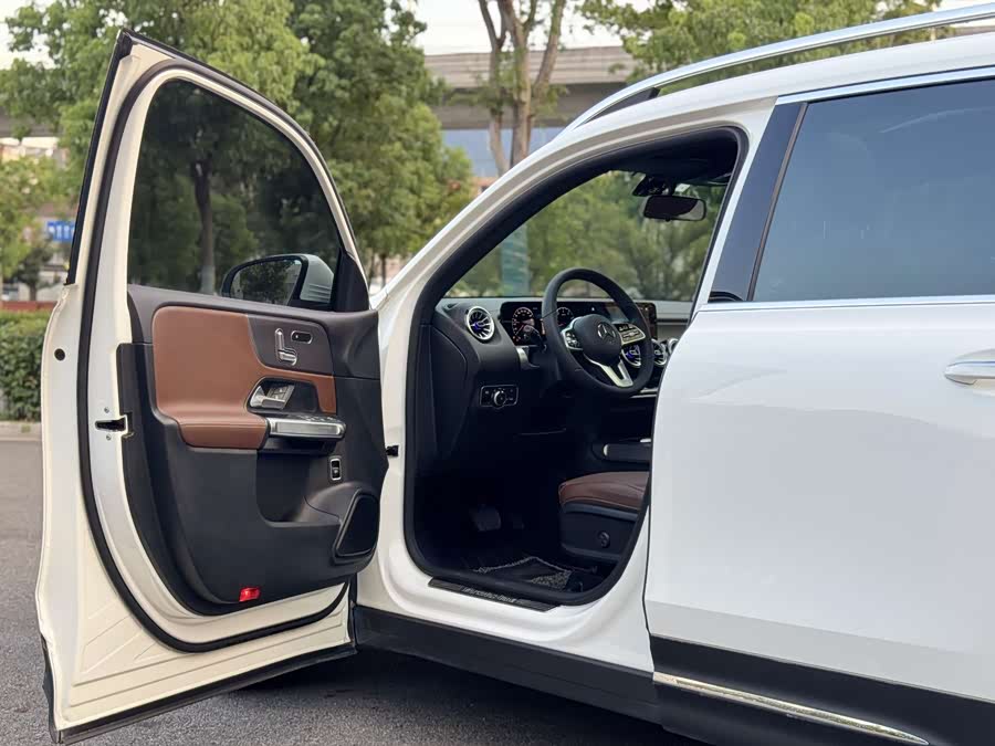 Mercedes-Benz GLB 2020 — фото 18