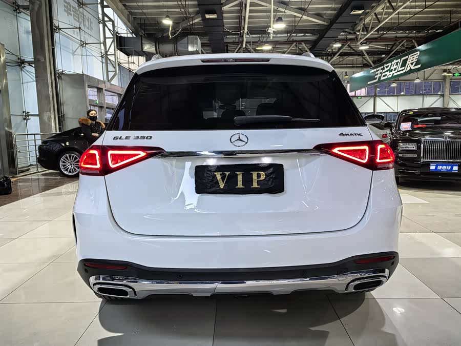 Mercedes-Benz GLE 2020 — фото 18