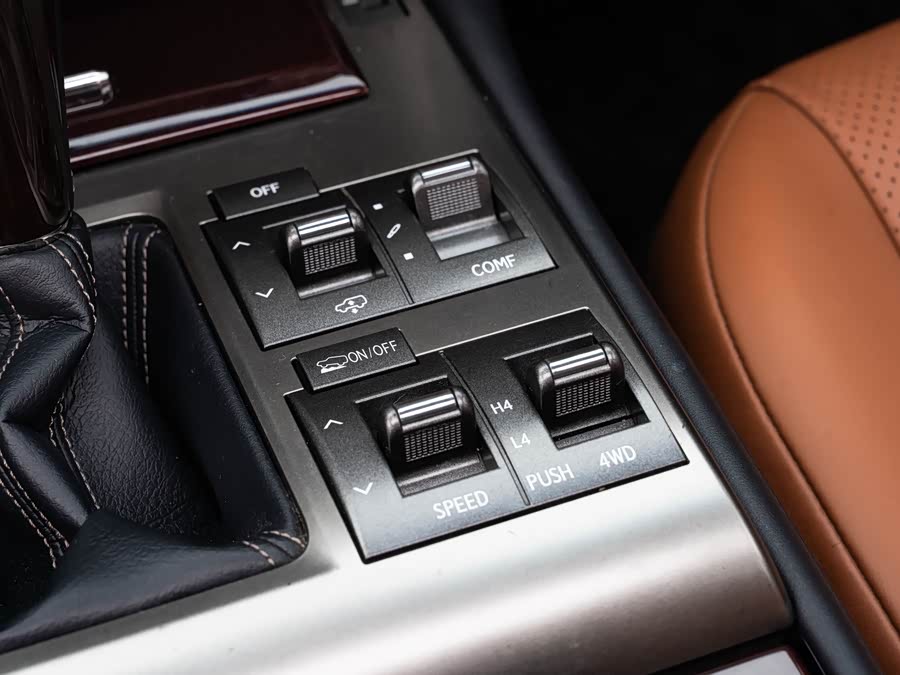 Lexus GX 2014 — фото 19