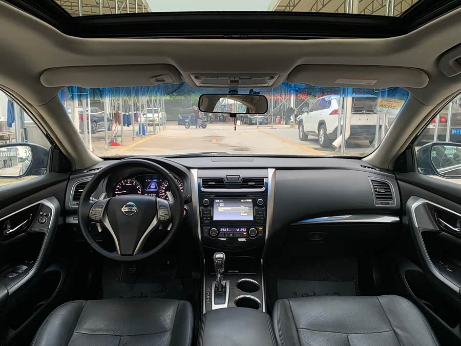 Nissan Teana 2013