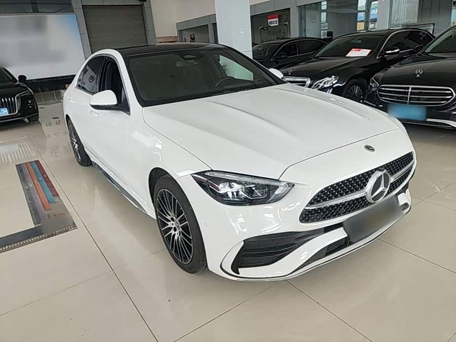 Mercedes-Benz C-Class 2024