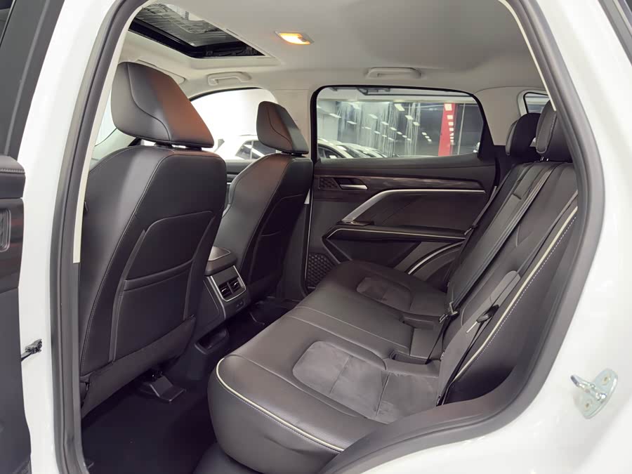 Haval H6 2023 — фото 11