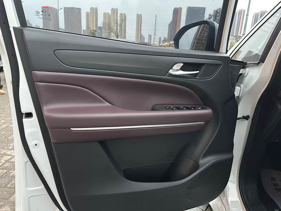 GAC Trumpchi M6 2023 — фото 10