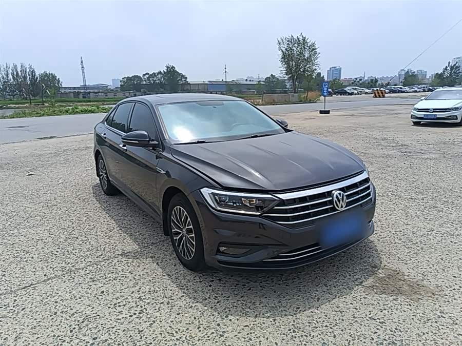 Volkswagen Sagitar 2021