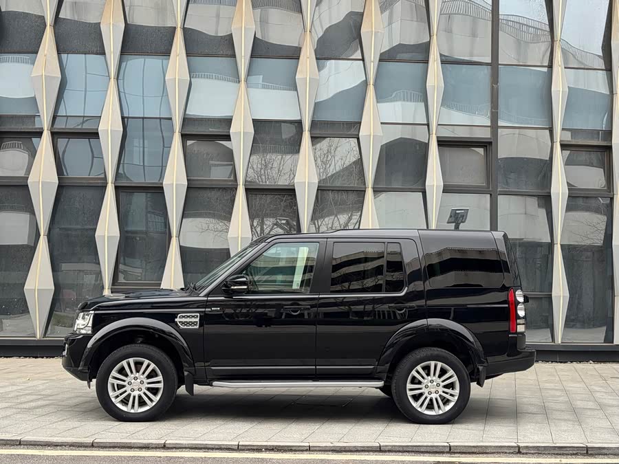 Land Rover Discovery 2015