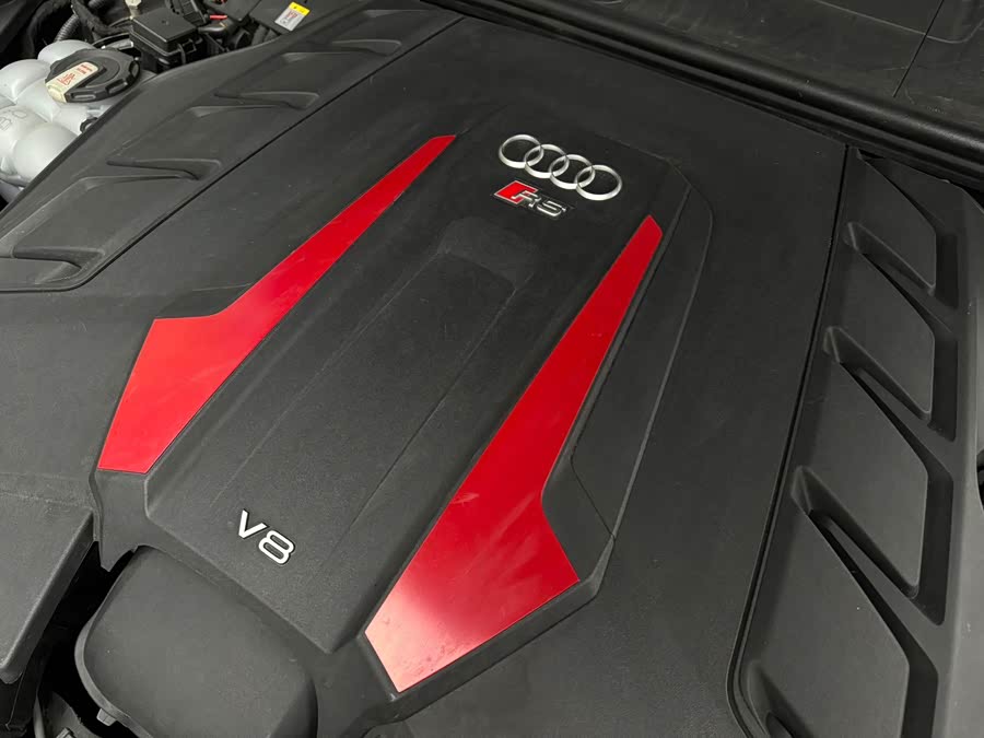 Audi RS Q8 2021