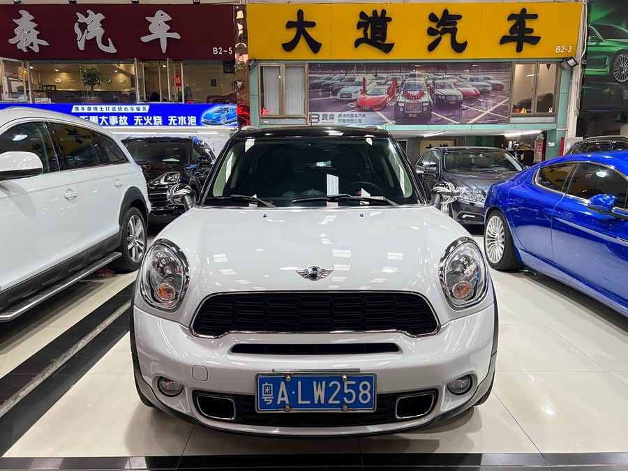 MINI Countryman 2012