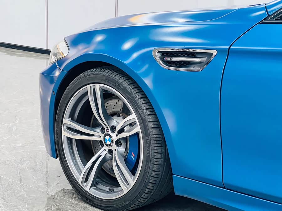 BMW M5 2014 — фото 8