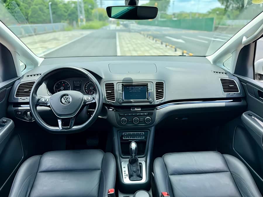 Volkswagen Sharan 2018 — фото 15