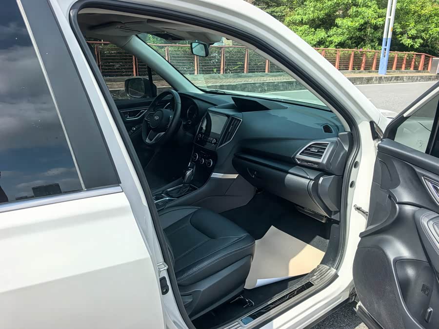 Subaru Forester 2021 — фото 13