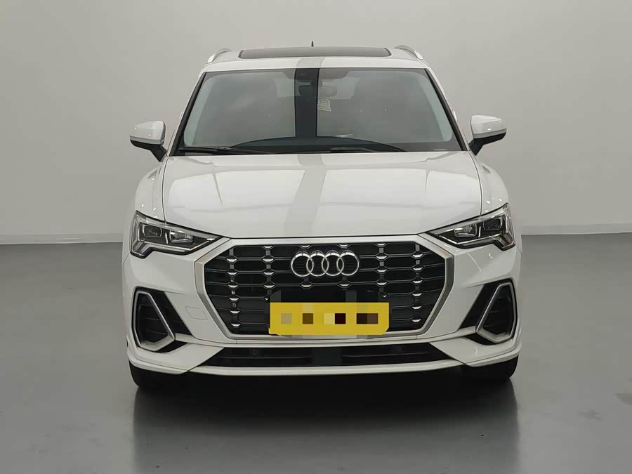 Audi Q3 2021