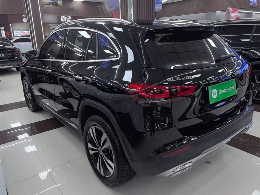 Mercedes-Benz GLA 2020