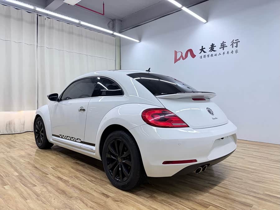 Volkswagen Beetle 2015
