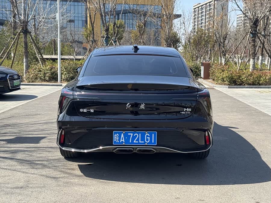 Hongqi H6 2023 — фото 12