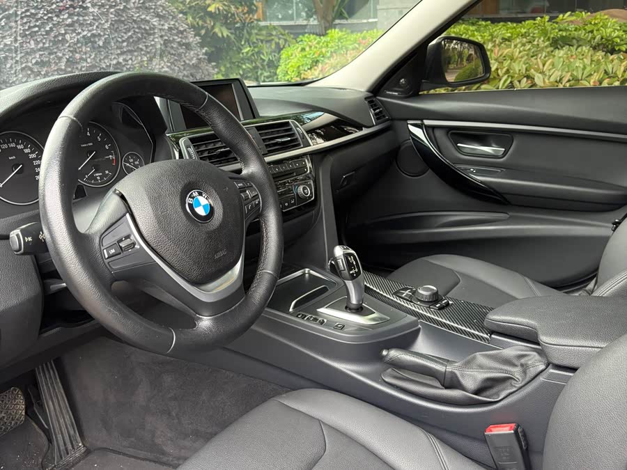 BMW 3 Series 2017