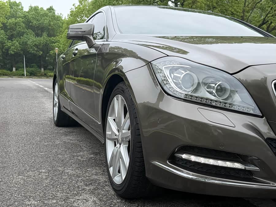 Mercedes-Benz CLS 2012 — фото 17