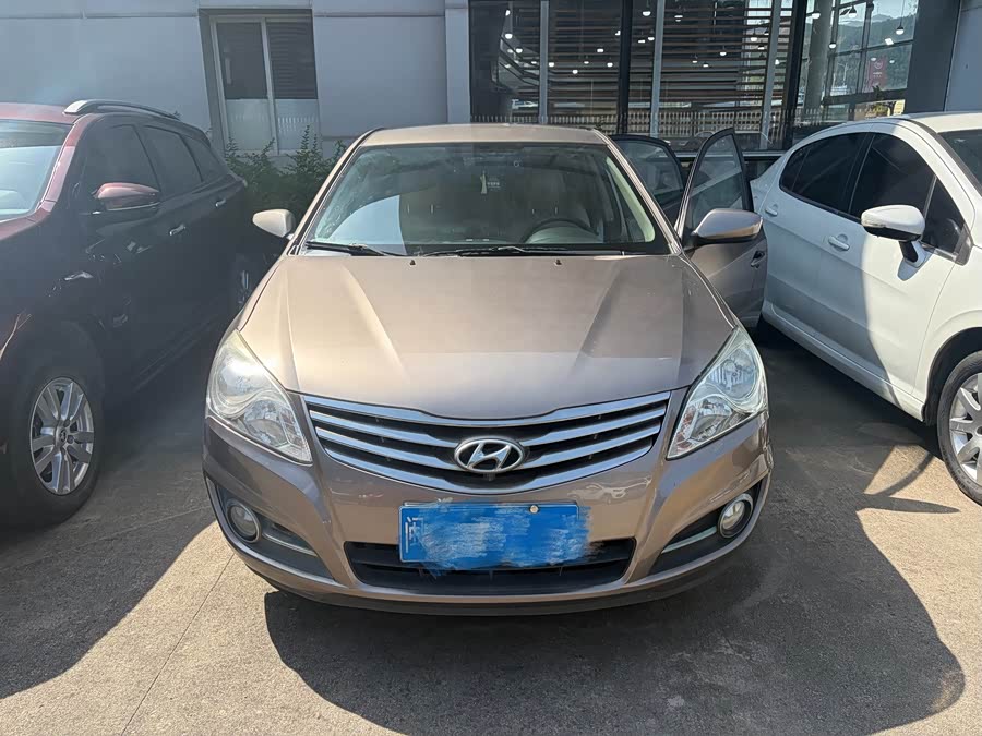 Hyundai Joyful 2011