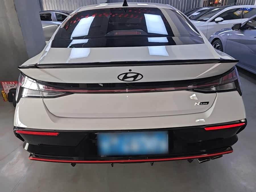 Hyundai Elantra 2023