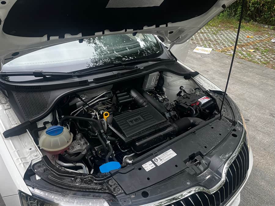 Skoda Rapid Spaceback 2018 — фото 14
