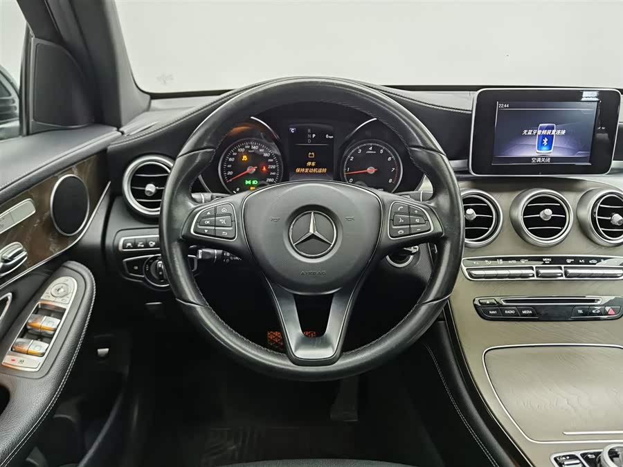 Mercedes-Benz GLC 2019 — фото 11