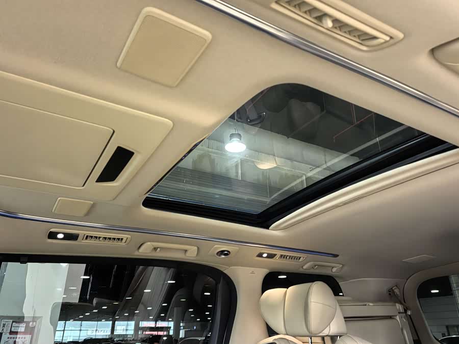 Toyota Alphard 2018 — фото 12