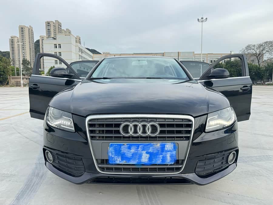 Audi A4L 2011