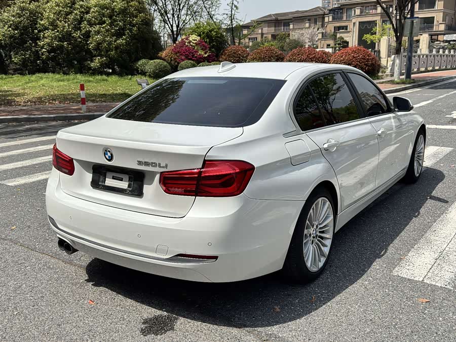 BMW 3 Series 2018