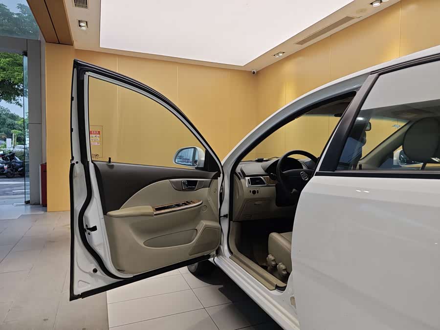 Buick Excelle 2015