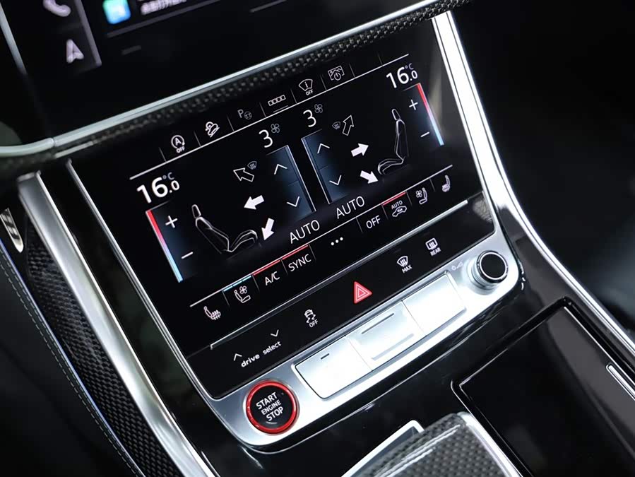Audi SQ7 2024 — фото 11