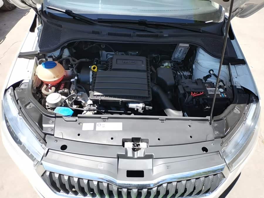 Skoda Rapid 2020 — фото 16