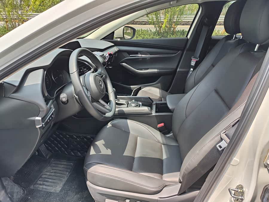 Mazda 3 Angkesela 2023