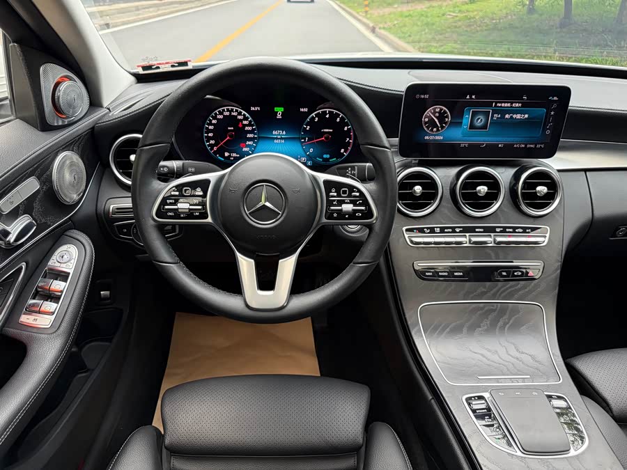 Mercedes-Benz C-Class 2019 — фото 9
