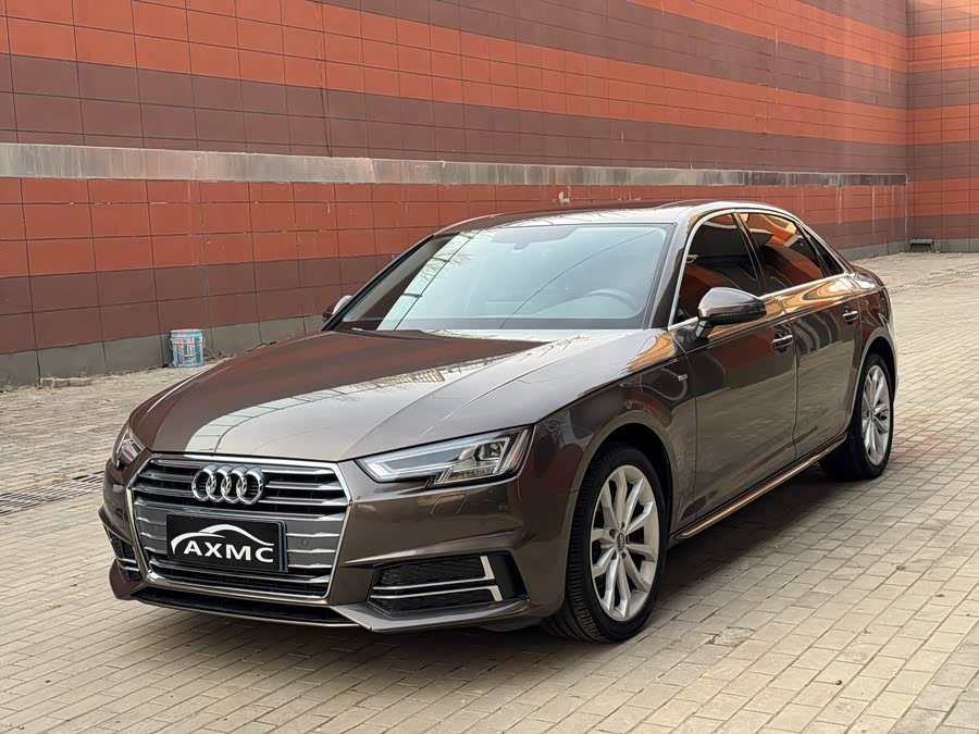 Audi A4L 2018