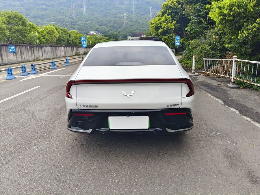 Wuling Starlight 2023 — фото 8