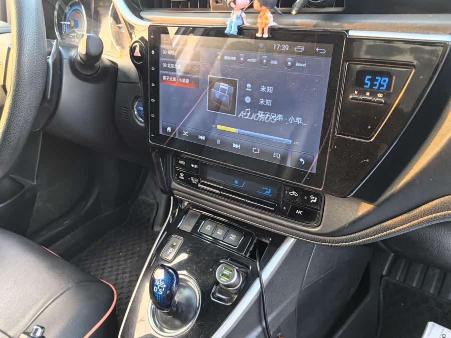 Toyota Corolla 2017 — фото 15